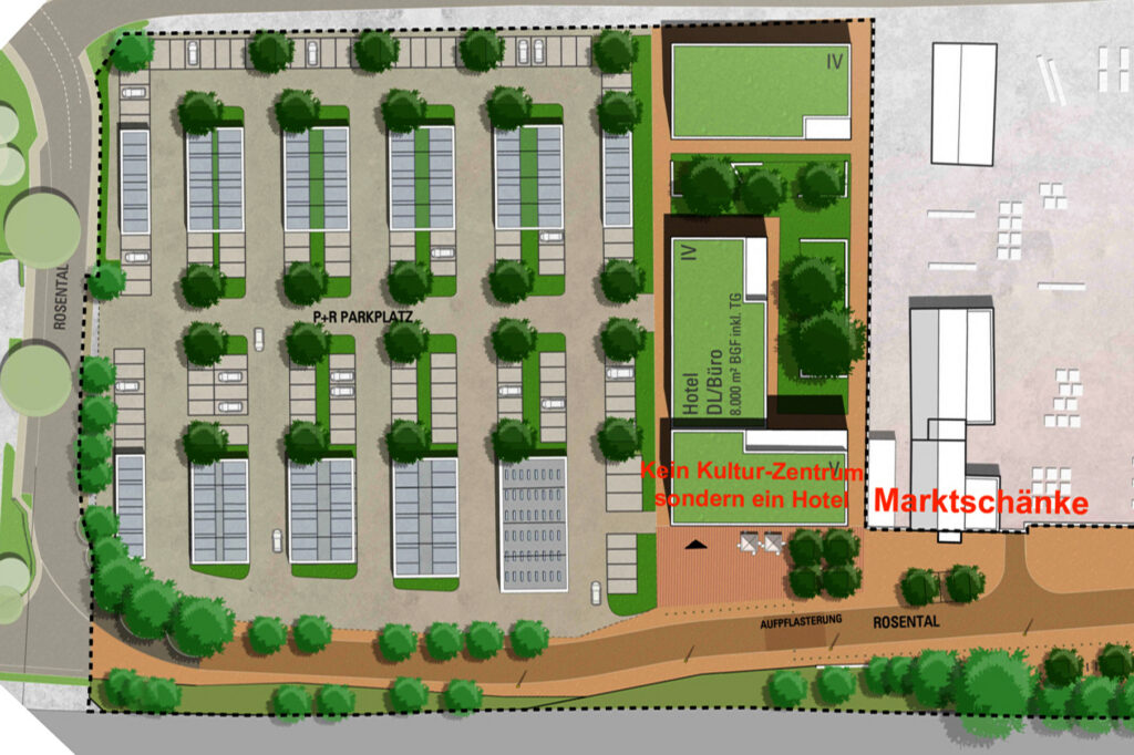 Ürprüngliche Lage der P+R-Anlage Rosental im Kurfenbereich. Lageplan, der einen Parkplatz, Hotelgebäude, Grünanlagen und Fußwege zeigt. Schilder kennzeichnen das Hotel, die Marktschänke und den Vermerk "Kein Kultur-Zentrum, sondern ein Hotel".